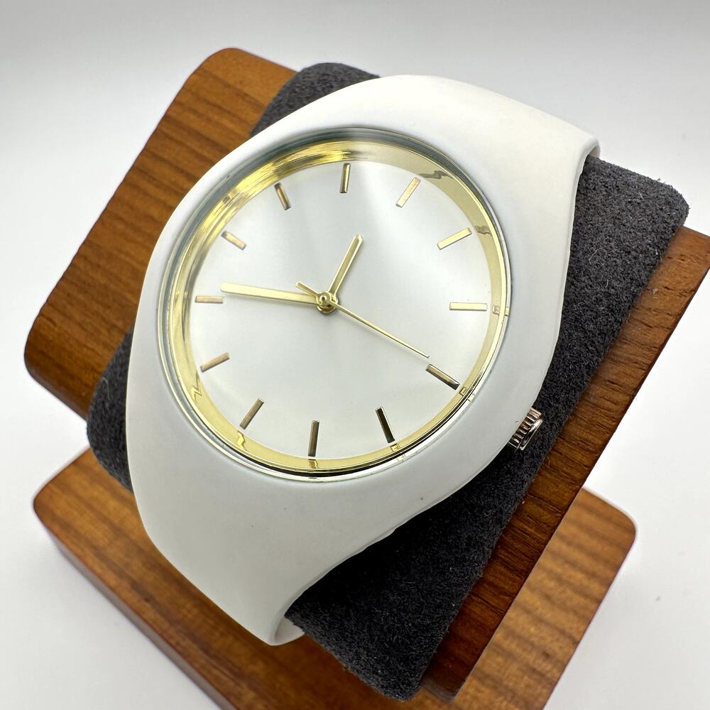 White Silicone Quartz Analog Watch Gold-Tone Accents